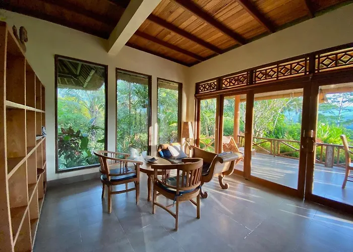 Kubu Tani Sidemen (Bali)